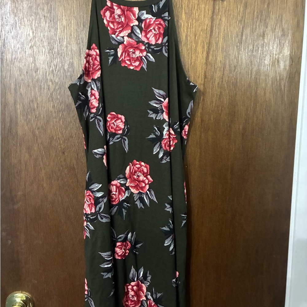 nine britton Black Mini Dress with Pink Floral Print